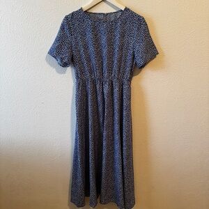 SHEIN Blue white dot crew neck Midi Dress size medium